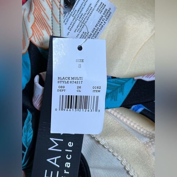 Dreamsuit by Miracle Brands Floral Suit NWT 🌺 adjustable straps 🌺 size 8 - Picture 6 of 8